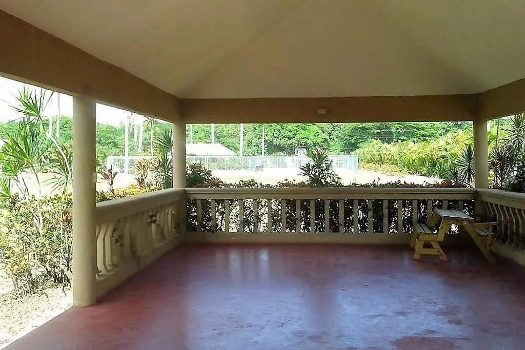 Comfortable Strategic Lodging Quarters Spanish Town 0*,