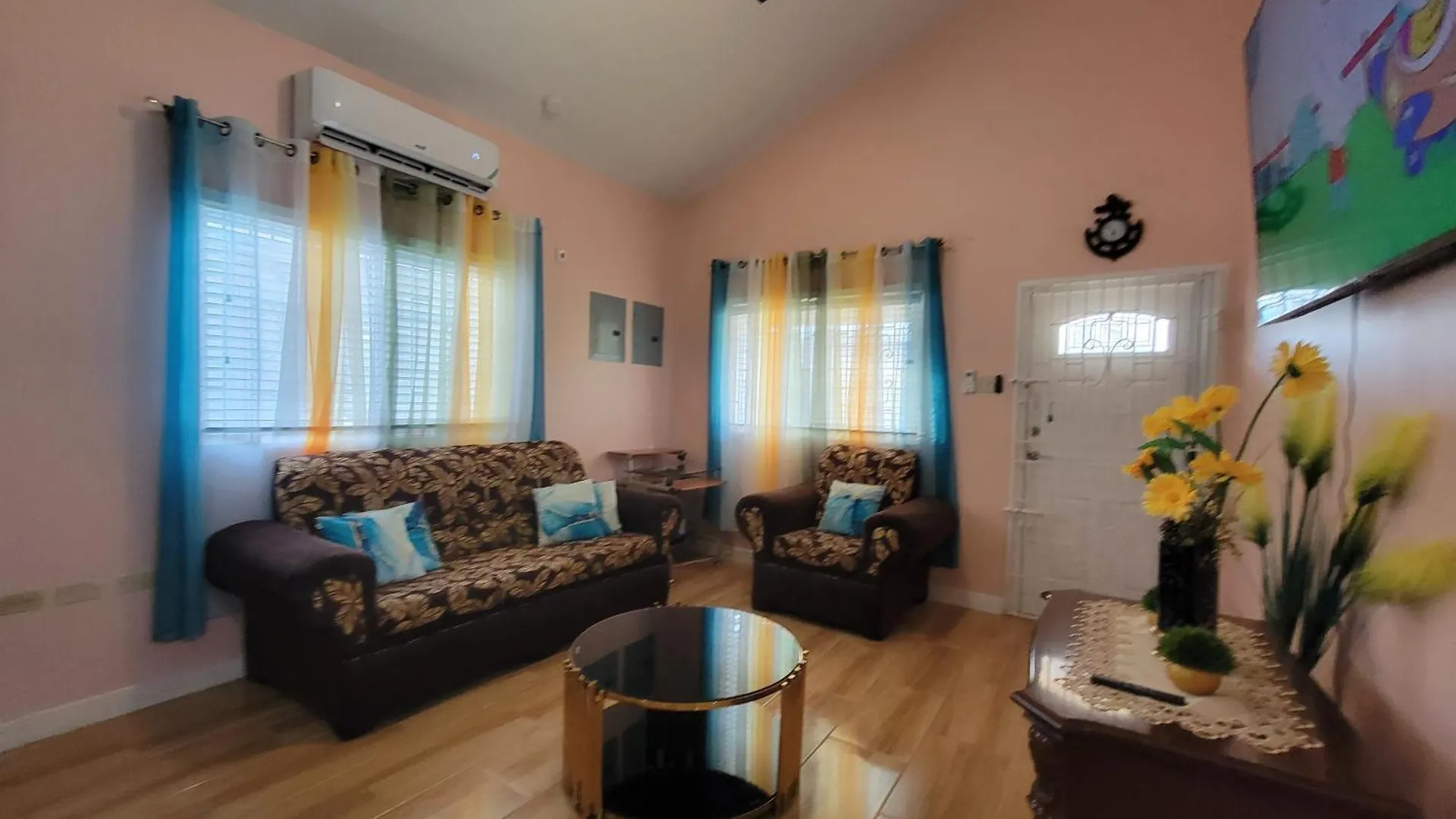 Comfortable Strategic Lodging Quarters Spanish Town